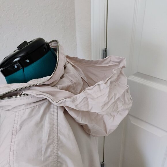 Bass Size Medium Windbreaker Rain Jacket Pale Pink - Picture 4 of 11